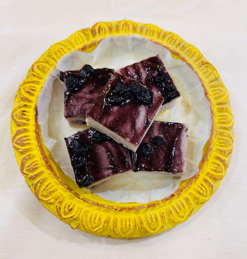 Classic Black Current Sandesh