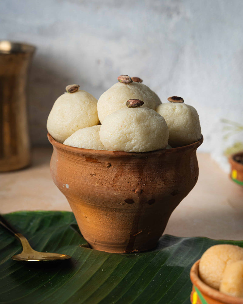 White Rosogolla